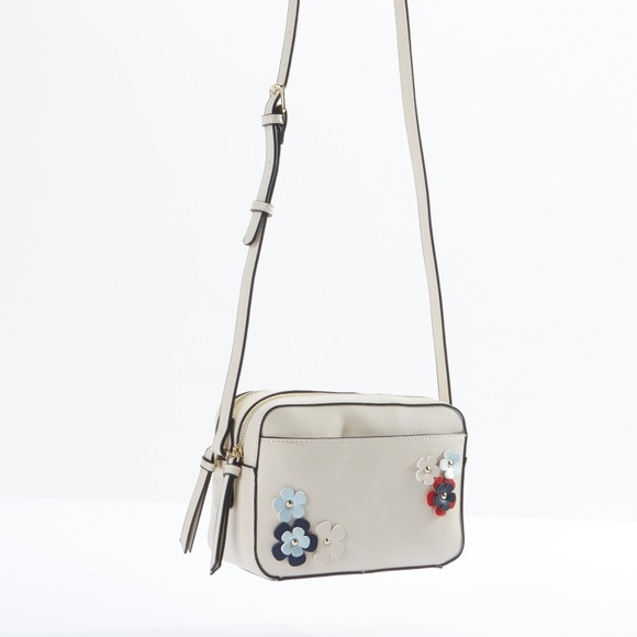 Sasha Crossbody Bag with Flower Applique | Beige - Picture 3 of 6